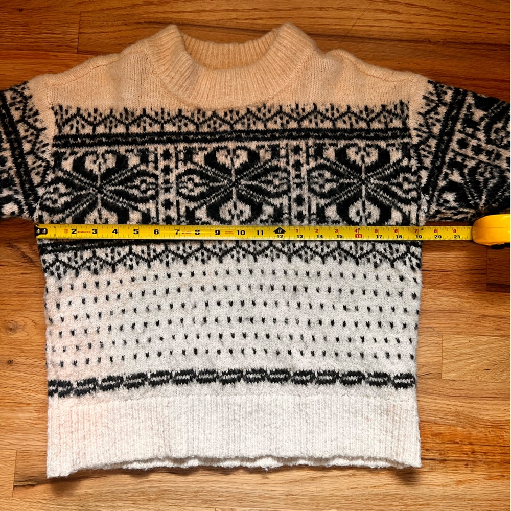 Universal Thread Winter Knit Sweater - image 5